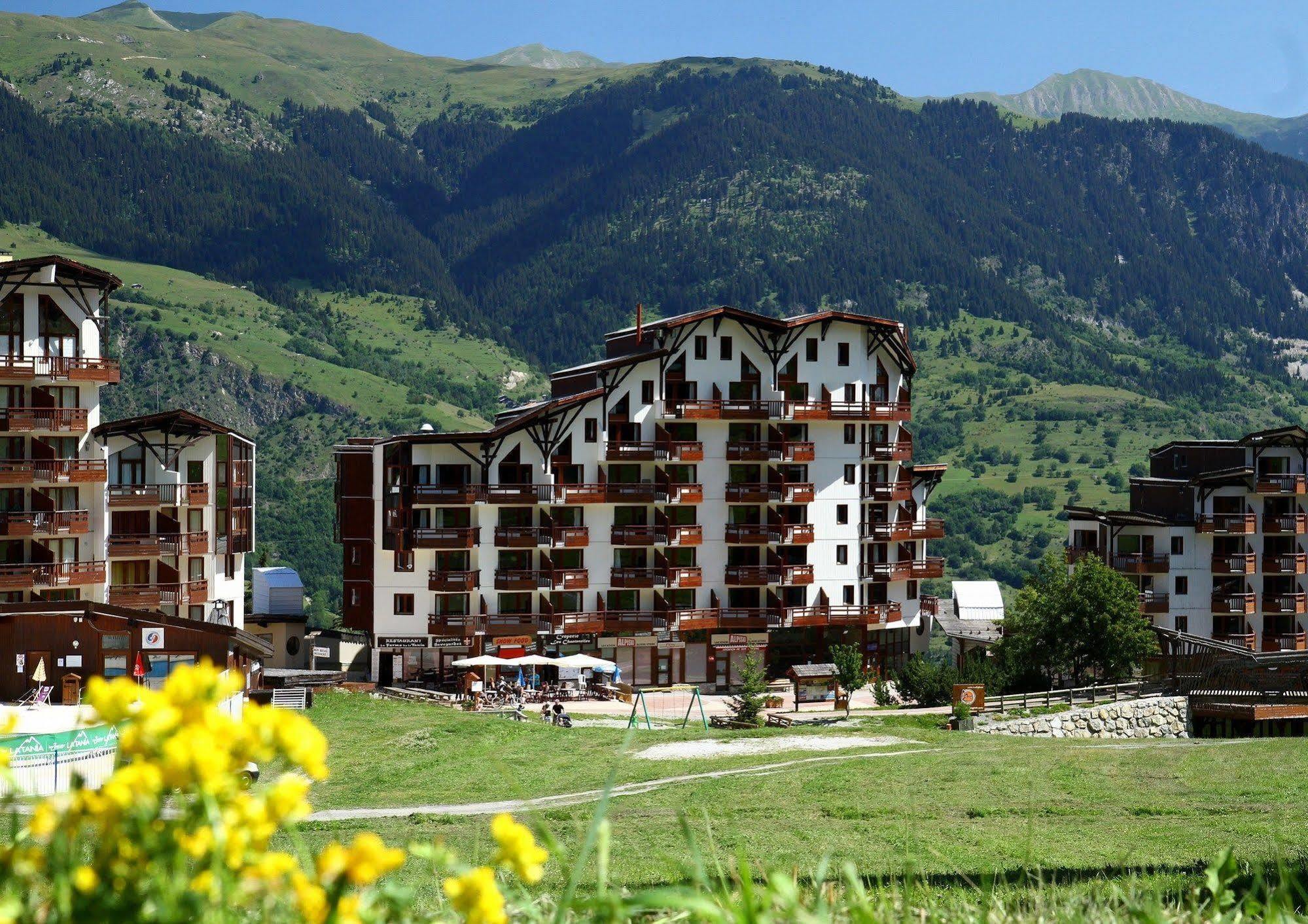 Pierre & Vacances Residence Le Christiana La Tania Buitenkant foto